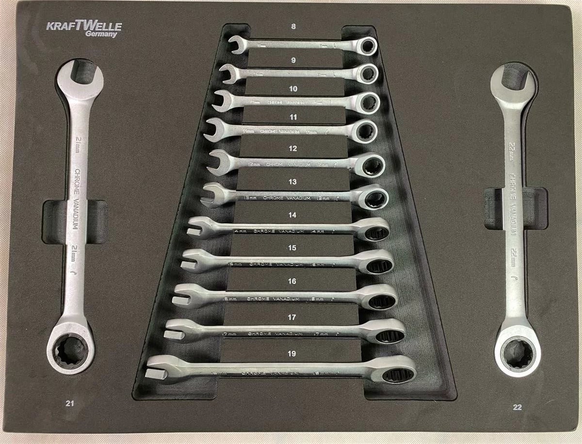 kolichka-s-instrumenti-7-chekmedzheta-metalen-kapak-kraftwelle-kw-c03-6