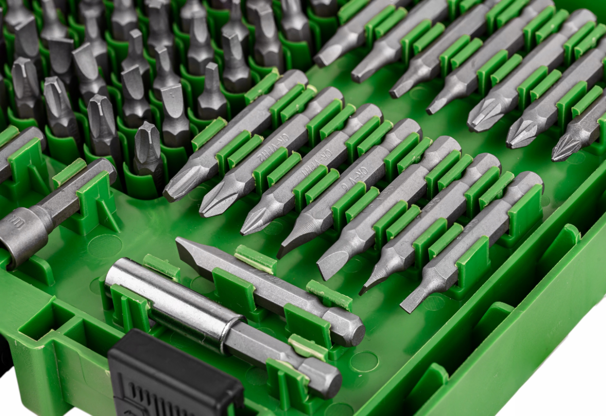 komplekt-bitove-i-svredla-120-chasti-rockforce-rf-10120-4