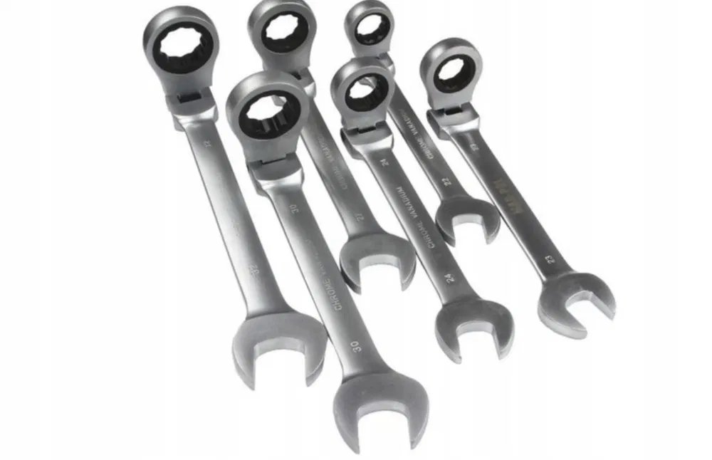 zvezdogaechni-chupeschi-treschotni-klyuchove-6-32mm-v-kufar-shtahlmayer-4