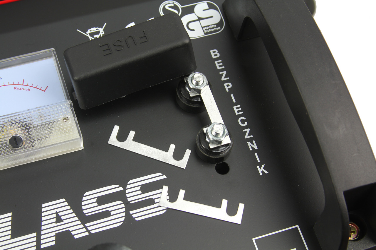 zariadno-starterno-ustroistvo-za-akumulatori-class-630-60-800ah-mar-pol-3