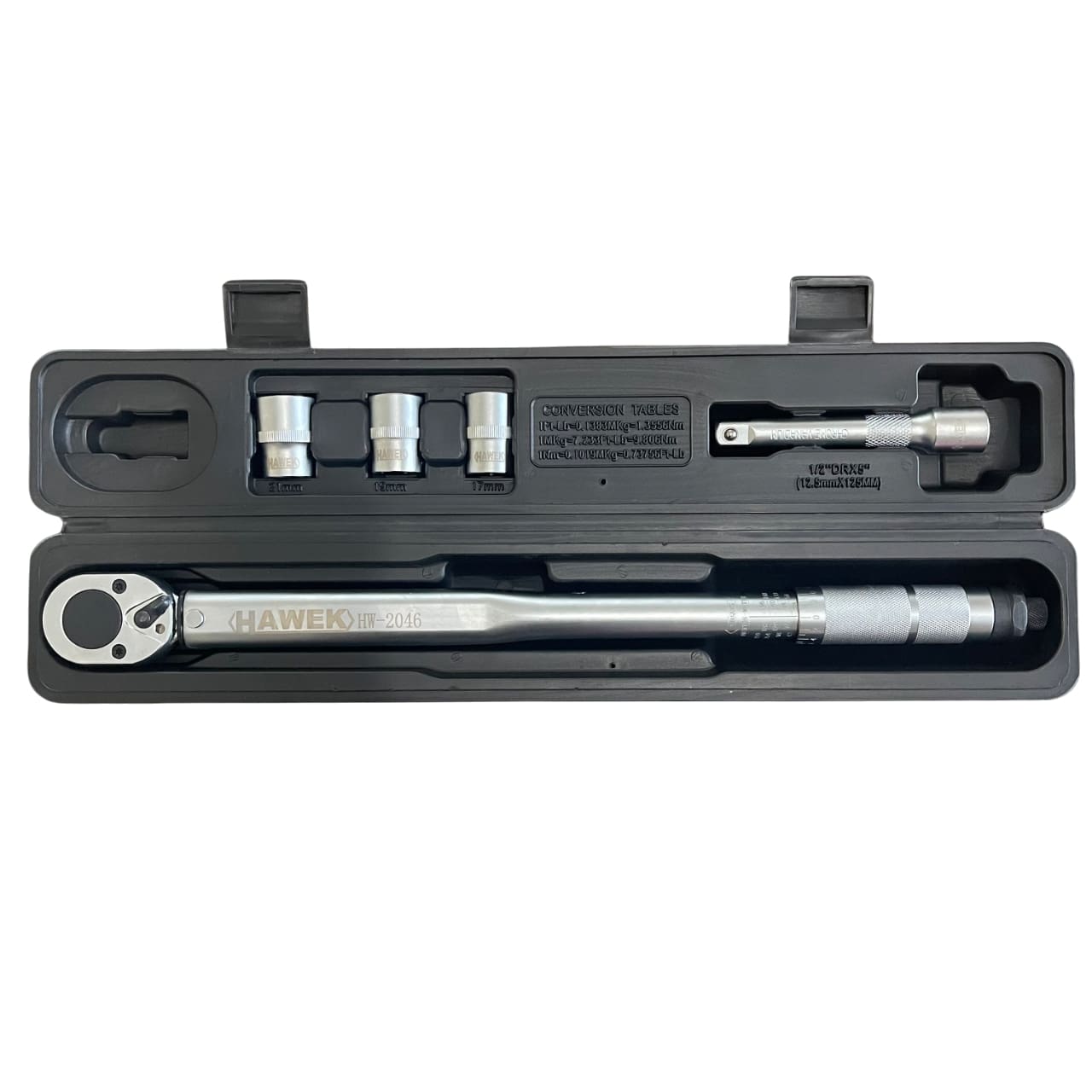 Динамометричен ключ 1/2'' 28-210nm, с вложки и удължение HAWEK